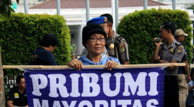 Bukan Kontroversial Aja, Kata 'Pribumi' Juga Dilarang Undang-undang