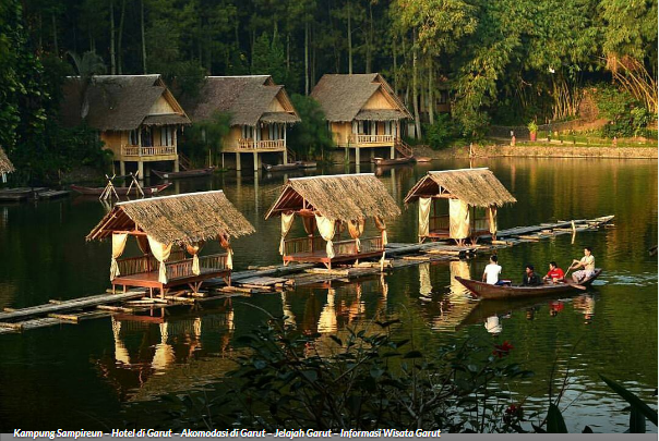 Psst... Kampung Sampireun Jadi Salah Satu Tempat Bulan Madu Terbaik Looh