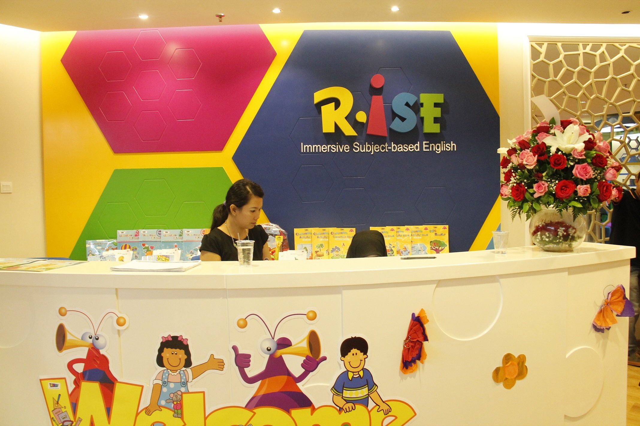 Kenalkan Bahasa Inggris Kepada Anak Melalui RISE dari BINUS UNIVERSITY