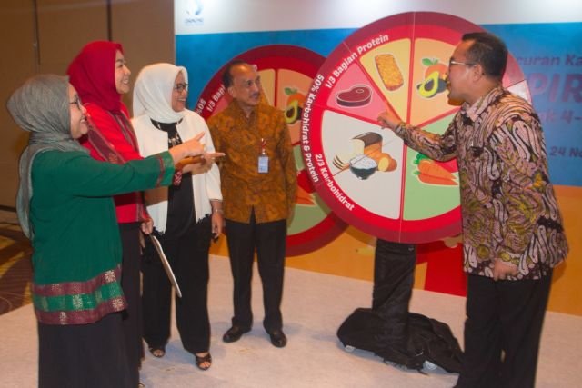 Yuk, Intip Pedoman Makan dan Minum Sekali Saji untuk Gerakan Isi Piring Anak Sehat dari FEMA IPB bersama Danone Indonesia