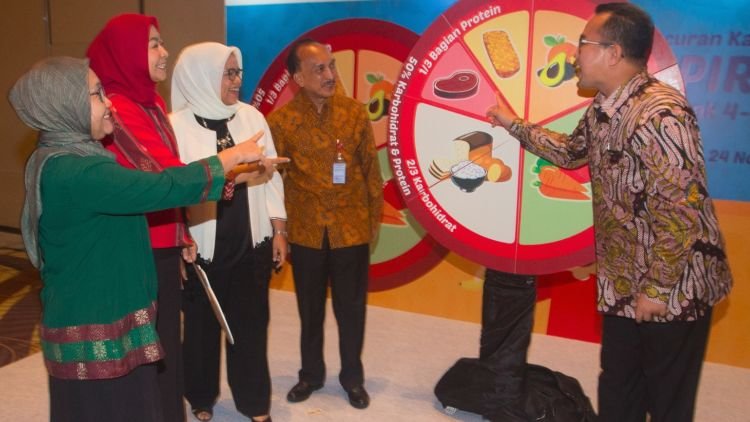 Yuk, Intip Pedoman Makan dan Minum Sekali Saji untuk Gerakan Isi Piring Anak Sehat dari FEMA IPB bersama Danone Indonesia