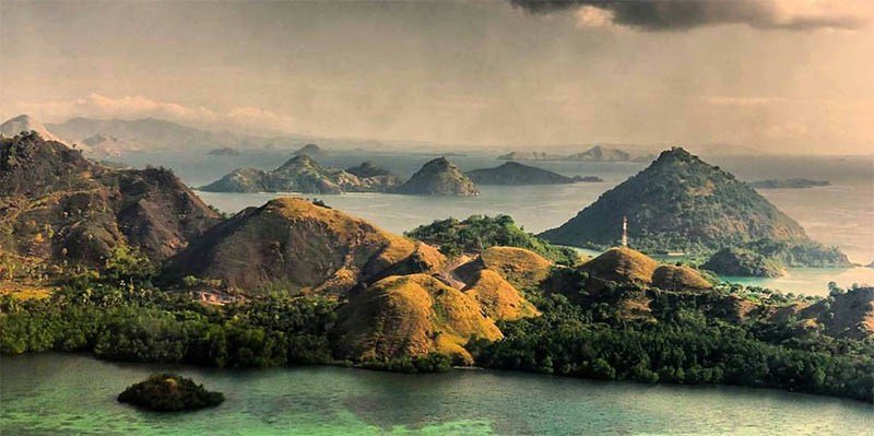 Berlibur ke Dunia Lain di Taman Nasional Komodo