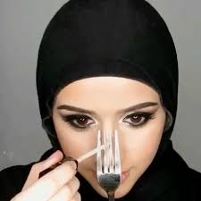 garpu untuk contouring