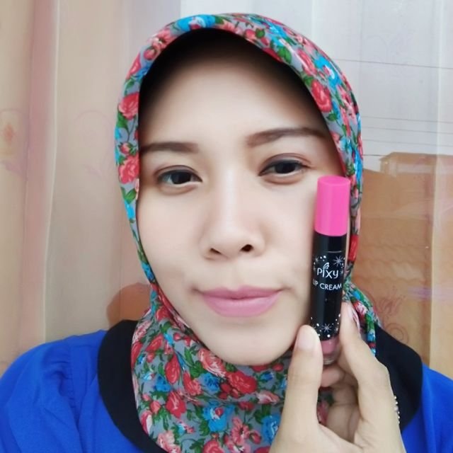 Pixy Lip Cream (dok.pri)