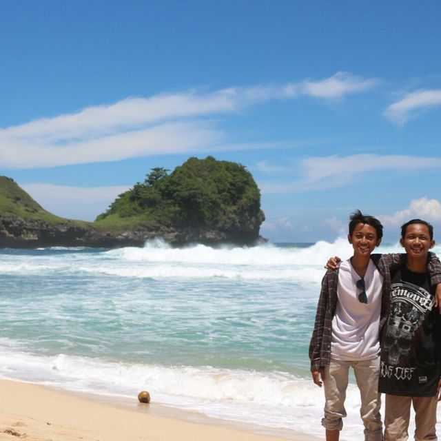 Pantai Goa Cina