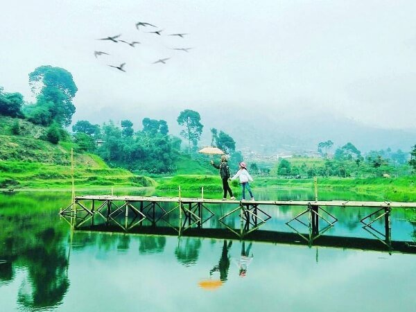 Taman Lembah Dewata Lembang, Destinasi Kekinian yang Hits di Kota Kembang!