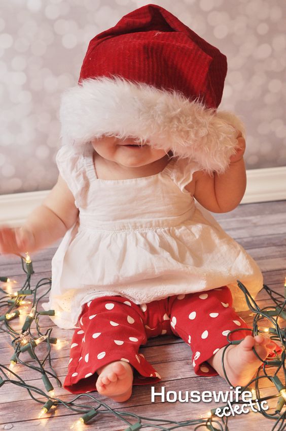 12 Ide Foto Anak Bayi Bertema Natal. Imut Maksimal, Bikin Gemes, Bikin Lekas Ingin Punya Juga. #eh