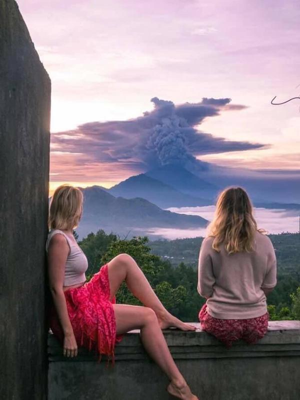 10 Destinasi Wisata di Indonesia yang Bakal Booming di Tahun 2018 Nanti. Jangan Lupa Ajak Pasangan ya!