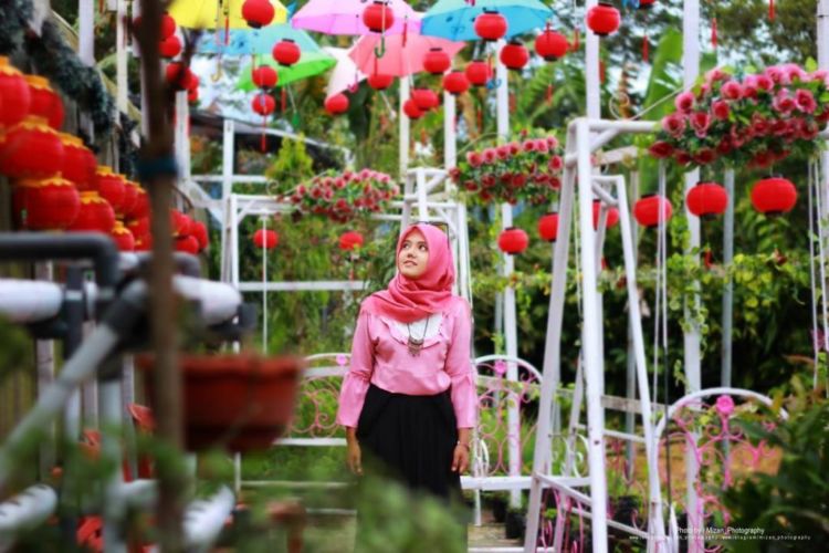 Green House Lezatta, Destinasi Kekinian dan Warna-warni yang Bikin Enggan Pulang!