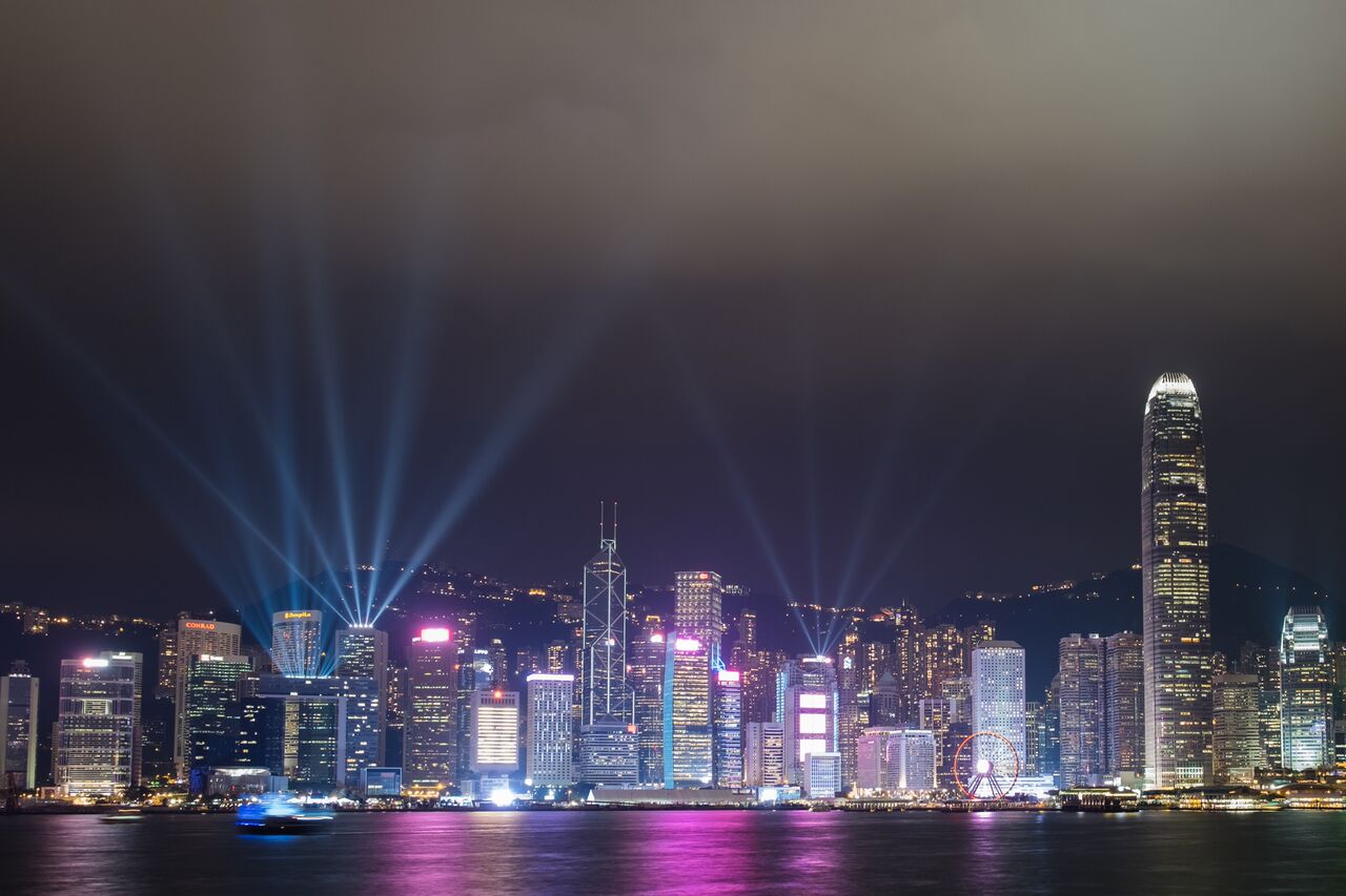 Tak Cuma Gedung Pencakar Langit, Hong Kong Ternyata Punya Wisata Alam yang Mengagumkan!