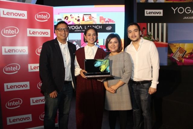 Lenovo Keluarkan Laptop Yoga 920 dengan Fitur Pen, Voice, dan Biometrik. Wah, Semakin Canggih Saja!