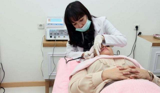 5 Trik Memilih Klinik Kecantikan yang Bagus dan Menghemat Budget