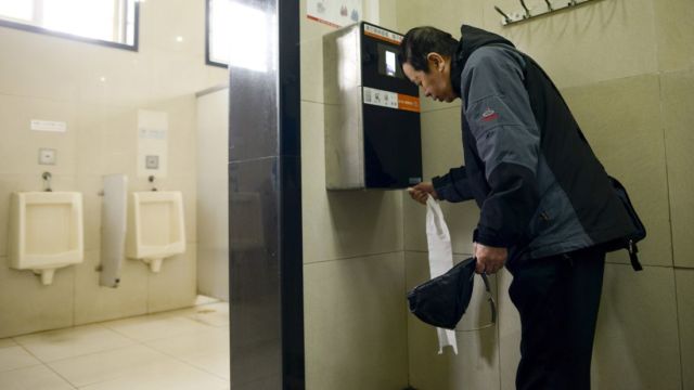 Bukan Revolusi Politik atau Ekonomi, Presiden Cina Justru Sedang Sibuk Tangani Revolusi Toilet