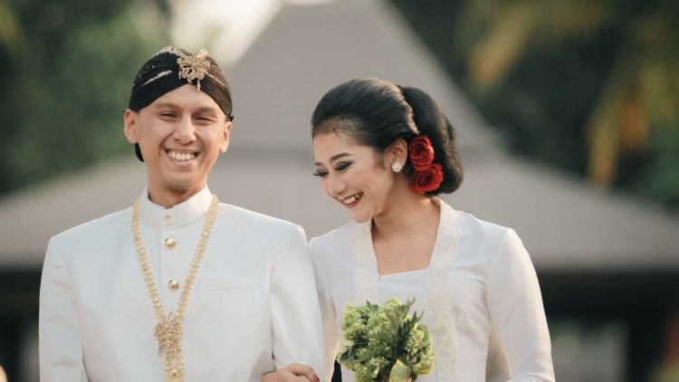 Perhatian Buat Para Calon Suami Istri! Sudah Siapkah Menghadapi 7 Godaan Pranikah Ini?