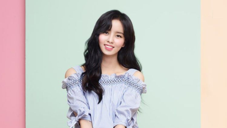 Bikin Imut dan Tampak Muda, Ini Nih 5 Gaya Kim So Hyun yang Layak Coba!