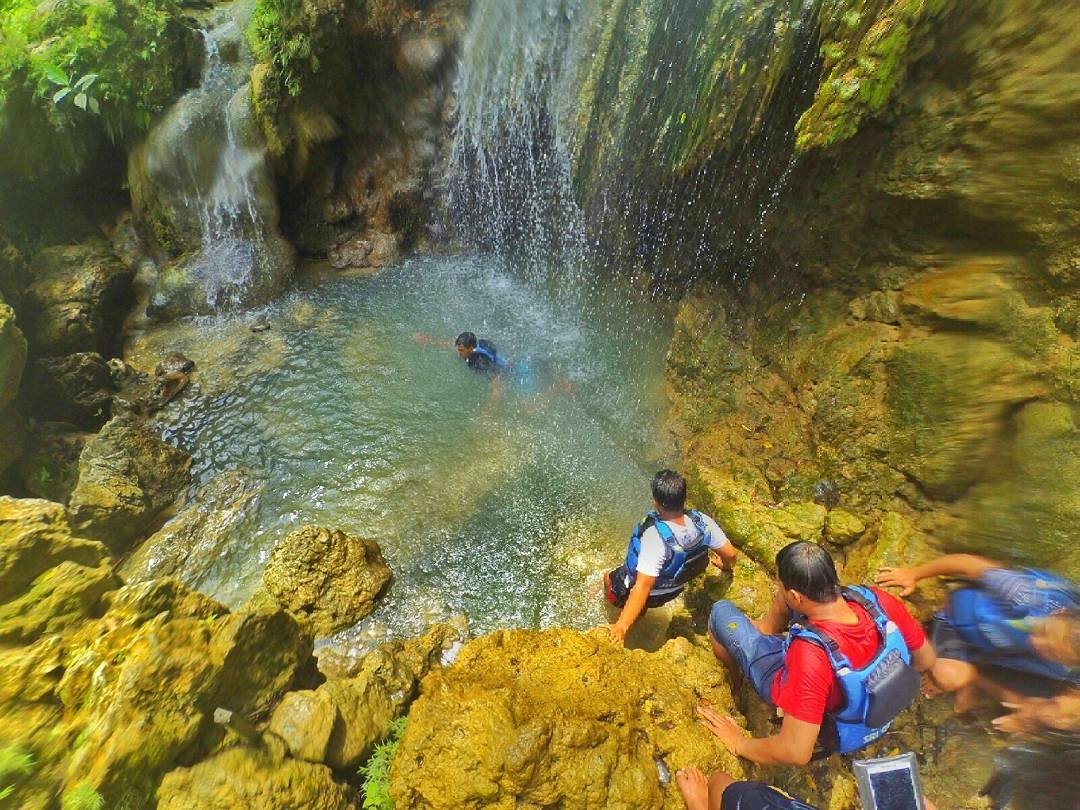 Wisata Air Terjun Sri Gethuk Ini Indahnya Mirip Grand Canyon di Arizona, Lho!