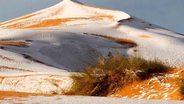 Snow on The Sahara, Gurun Terpanas di Dunia Kembali Diselimuti Salju. Ketiga Kalinya dalam 40 Tahun