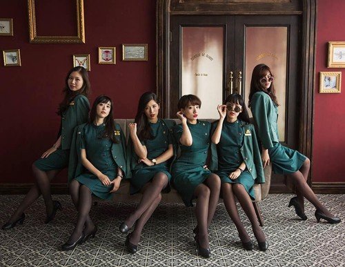 Pramugari Eva Air Emang Cantik Kaya Girlband Korea. Yuk Intip Foto-Fotonya yang Bikin Meleleh!