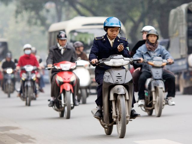 Menerawang Kapan Kamu Kaya Dilihat dari Kelakuanmu di Jalan Raya. Kamu dalam Waktu Dekat Nggak?