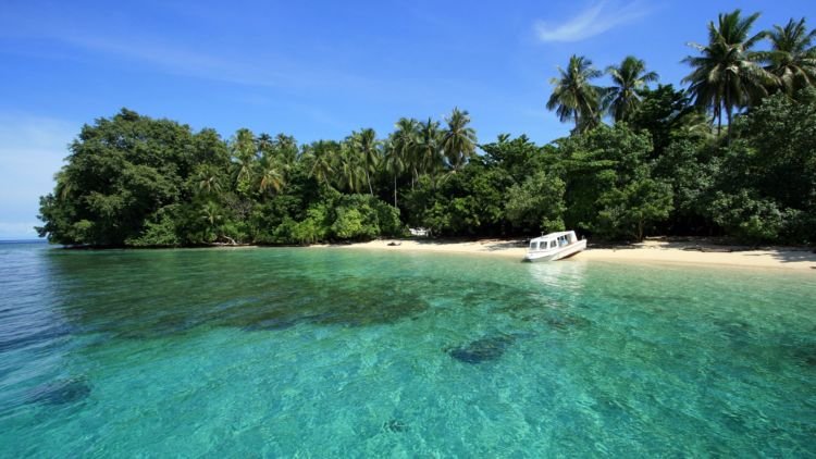 Liburan Di Nabire Sangat Mengesankan, Suatu Saat Kalian Harus Coba!