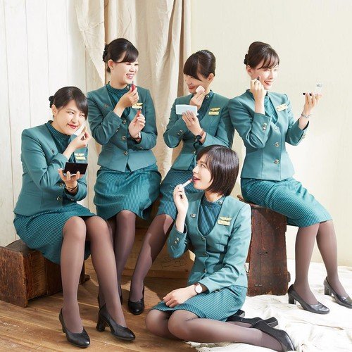 Pramugari Eva Air Emang Cantik Kaya Girlband Korea. Yuk Intip Foto-Fotonya yang Bikin Meleleh!