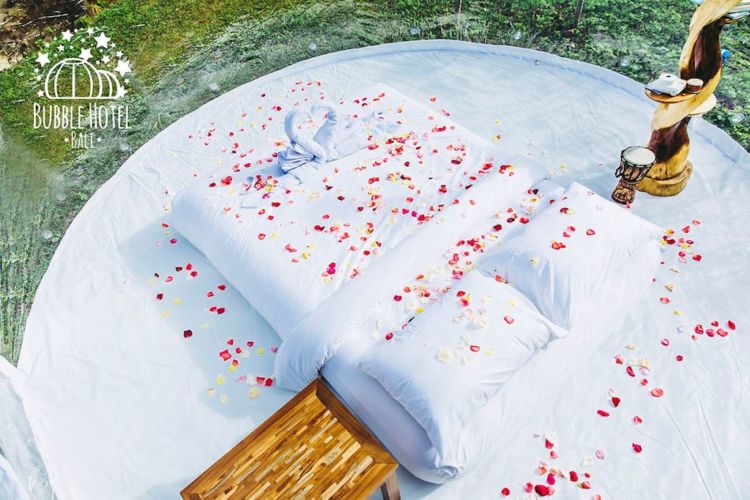 Hotel Berbentuk Bubble yang Hits di Bali Ini Bakal Memanjakanmu. Pas Banget Buat Bulan Madu!