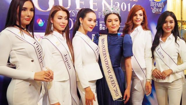 Wakili Indonesia di Ajang Miss International Queen 2018, Dinda Syarif Curi Perhatian. Cantiknya Itu Lho!