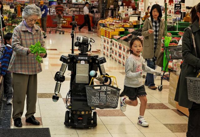 Meski Katanya Bakal Jadi Penghuni Masa Depan, Ini 5 Bukti Robot Belum Siap Bersanding dengan Manusia