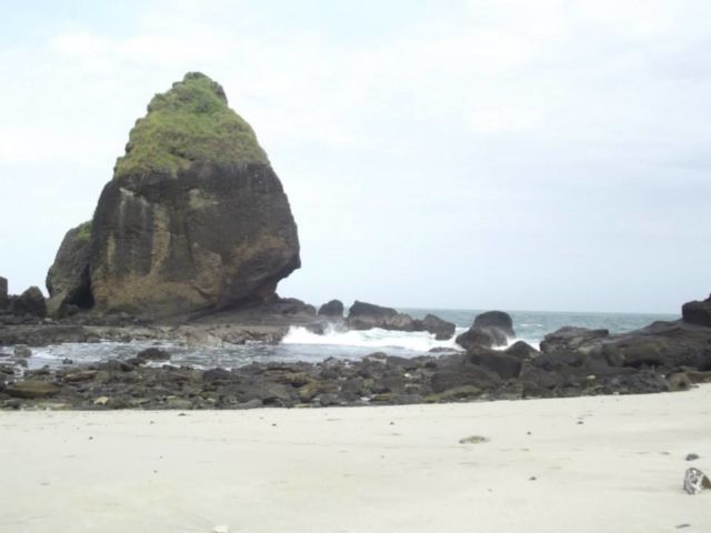 Pantai Papuma