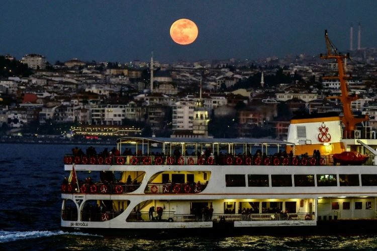 12+ Foto Super Blue Blood Moon yang Menakjubkan dari Seluruh Dunia! Nyesel yang Lewatin Begitu Aja