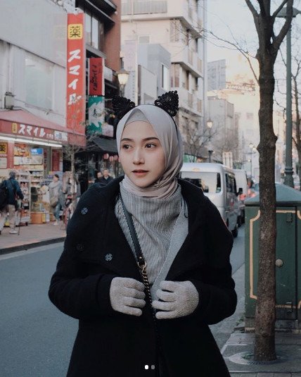 10 Inspirasi Hijab Elegan yang Diprediksi Bakal Hits Tahun 2018. Wajib Dilirik dan Super Ciamik!