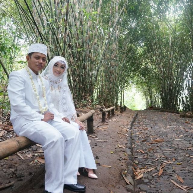 Sensasi Akad & Resepsi di Tengah Kebun Bambu, Terasa Sekali Nuansa Alaminya yang Tradisional dan Guyub