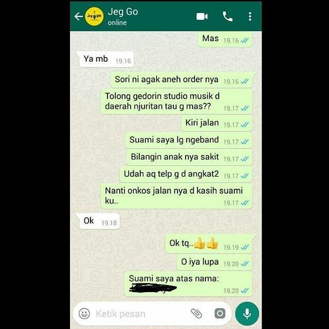 Nggak Sebatas Antar-Jemput Saja, para Pelanggan Justru Minta 11+ Hal ini ke Babang Ojol. Kocak!