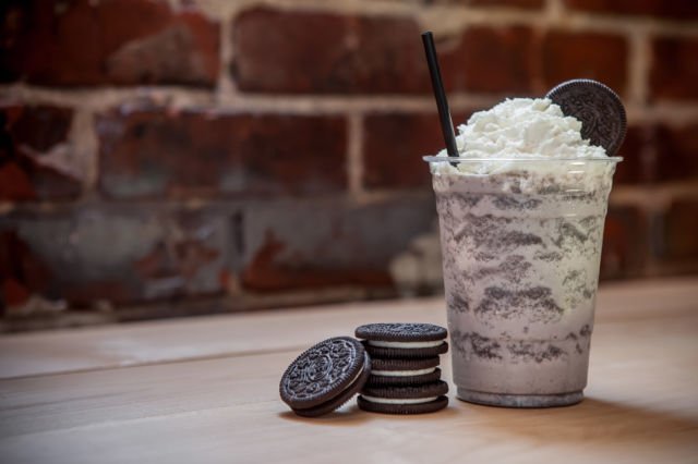 7 Kreasi Minuman Kafe Berbahan Oreo Buatmu yang Bosan Nyeduh Coffee Mix Sasetan. Yuk, Bikin!