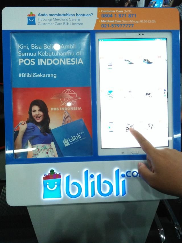 Sekarang, Kamu Bisa Belanja Online di Kantorpos dengan Kiosk Blibli InStore. Hidup Terasa Lebih Mudah Ya!