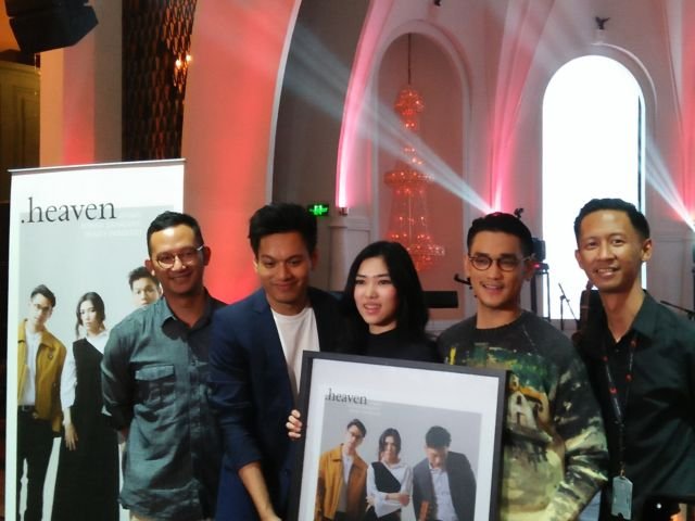 Kolaborasi Dadakan Afgan, Isyana, dan Rendy Pandugo dalam 'Heaven'. Simpel Tapi Ngena!