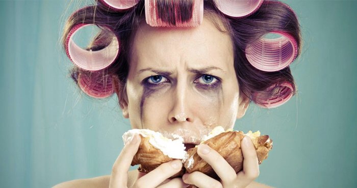 5 Fakta Soal Stress Eating. Begini Cara Otak Menjeremuskan Kita untuk Makan Lebih Banyak Saat Stres