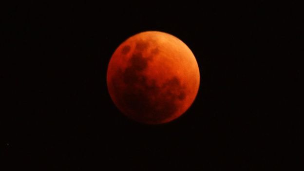 12+ Foto Super Blue Blood Moon yang Menakjubkan dari Seluruh Dunia! Nyesel yang Lewatin Begitu Aja