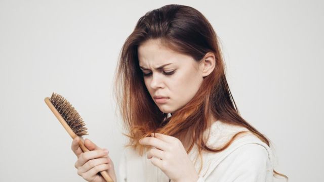 Mulai dari Rambut Hingga Baju, 5+ Kecemasan Cewek Ini Sebenarnya Nggak Penting