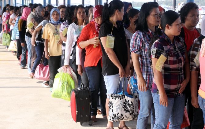 Tak Hanya Indonesia, Ini 4+ Negara ASEAN yang Paling Banyak ‘Sumbangkan’ Tenaga Kerja Domestik