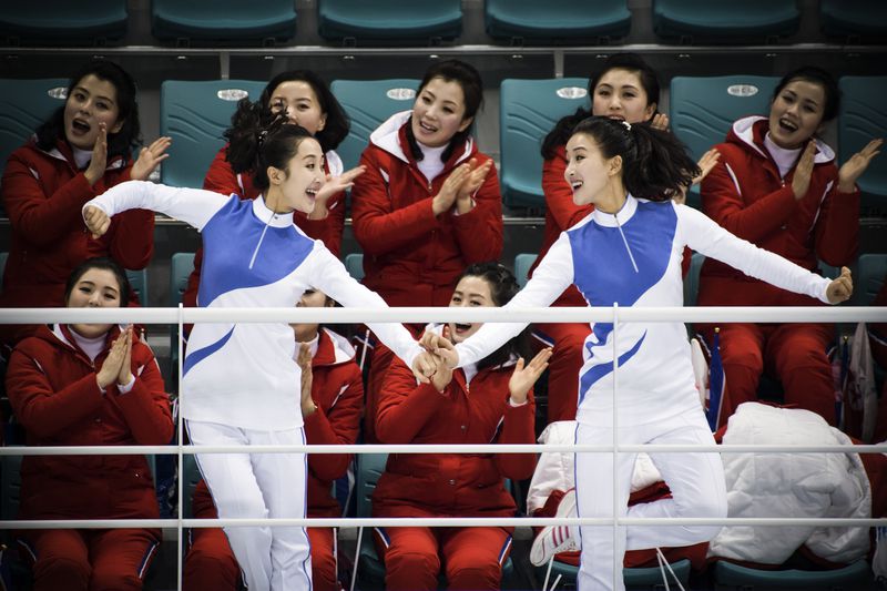 10+ Potret Partisipasi Korea Utara di Olimpiade 2018. Dari Tim Cheerleading Hingga Duet dengan SNSD