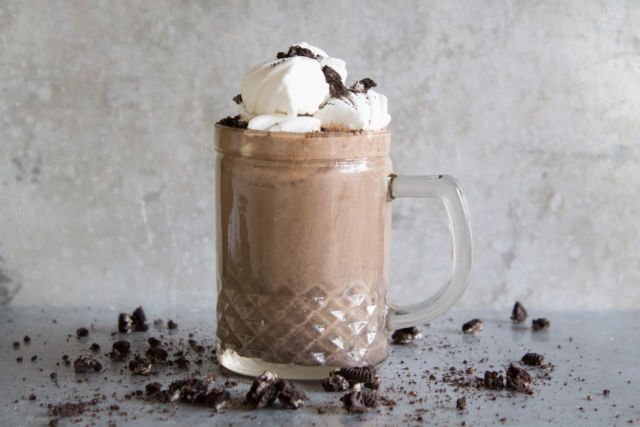 7 Kreasi Minuman Kafe Berbahan Oreo Buatmu yang Bosan Nyeduh Coffee Mix Sasetan. Yuk, Bikin!