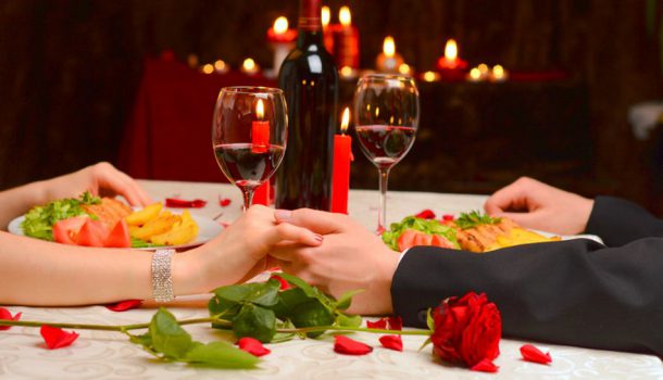 7+ Kisah Romantis yang Bukan Isapan Jempol Belaka. Membuatmu Ingin Punya Pasangan Segera