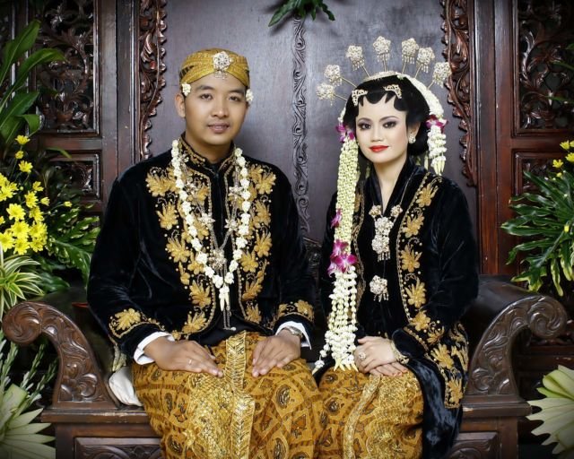 Gaun dan Kebaya Pengantin Ini Harganya di Bawah 1 Juta. Bisa Ngirit Bujet Kalian Berdua