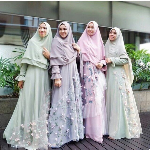 Anggunnya HQQ 16 Inspirasi Busana Bridesmaid Syar i 