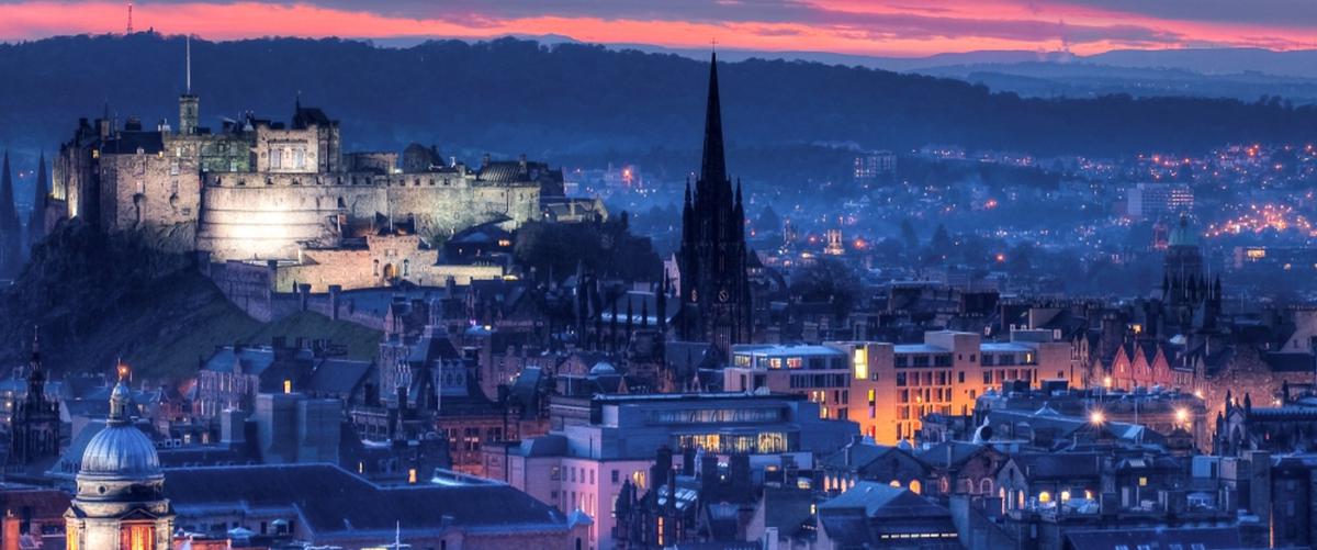 Edinburgh, Negeri Klasik dari Tanah Skotlandia. Destinasi Sempurna Tak Terlupakan!