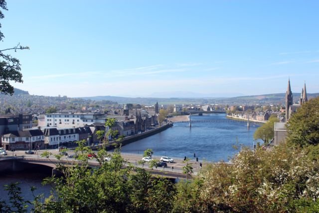 Pemandangan kota dari Inverness Castle