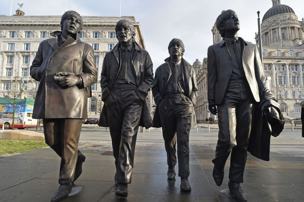 Patung The Beatles