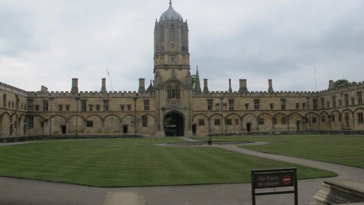 Ini Hal Menarik yang Bisa Kamu Lakukan di Kota Tua Cantik Oxford Inggris