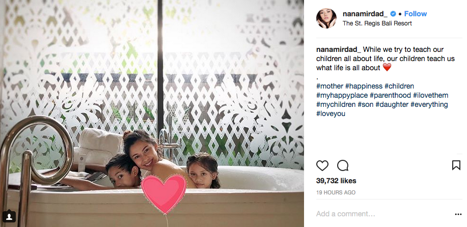 Dicibiri Karena Unggah Foto Bertiga dengan Anak di Bathtub, Nana Mirdad Didukung Banyak Warganet